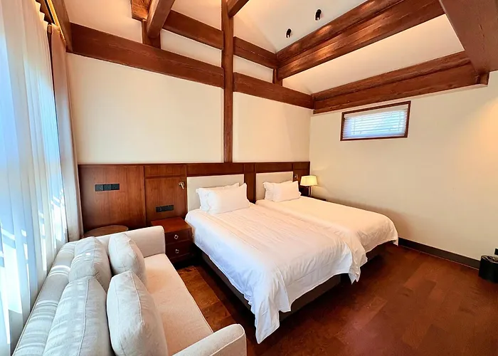 Jingshan Garden Hotel